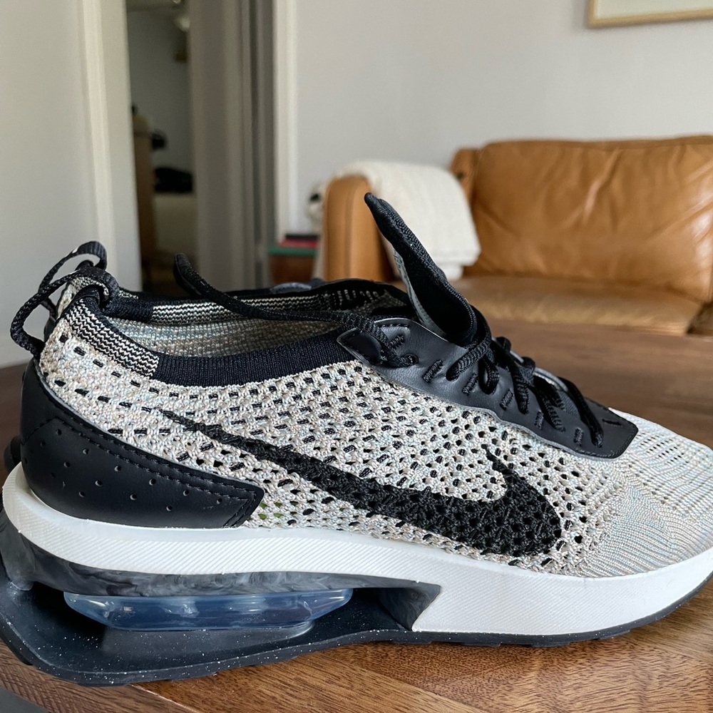 Brand new Nike Flyknit Racer